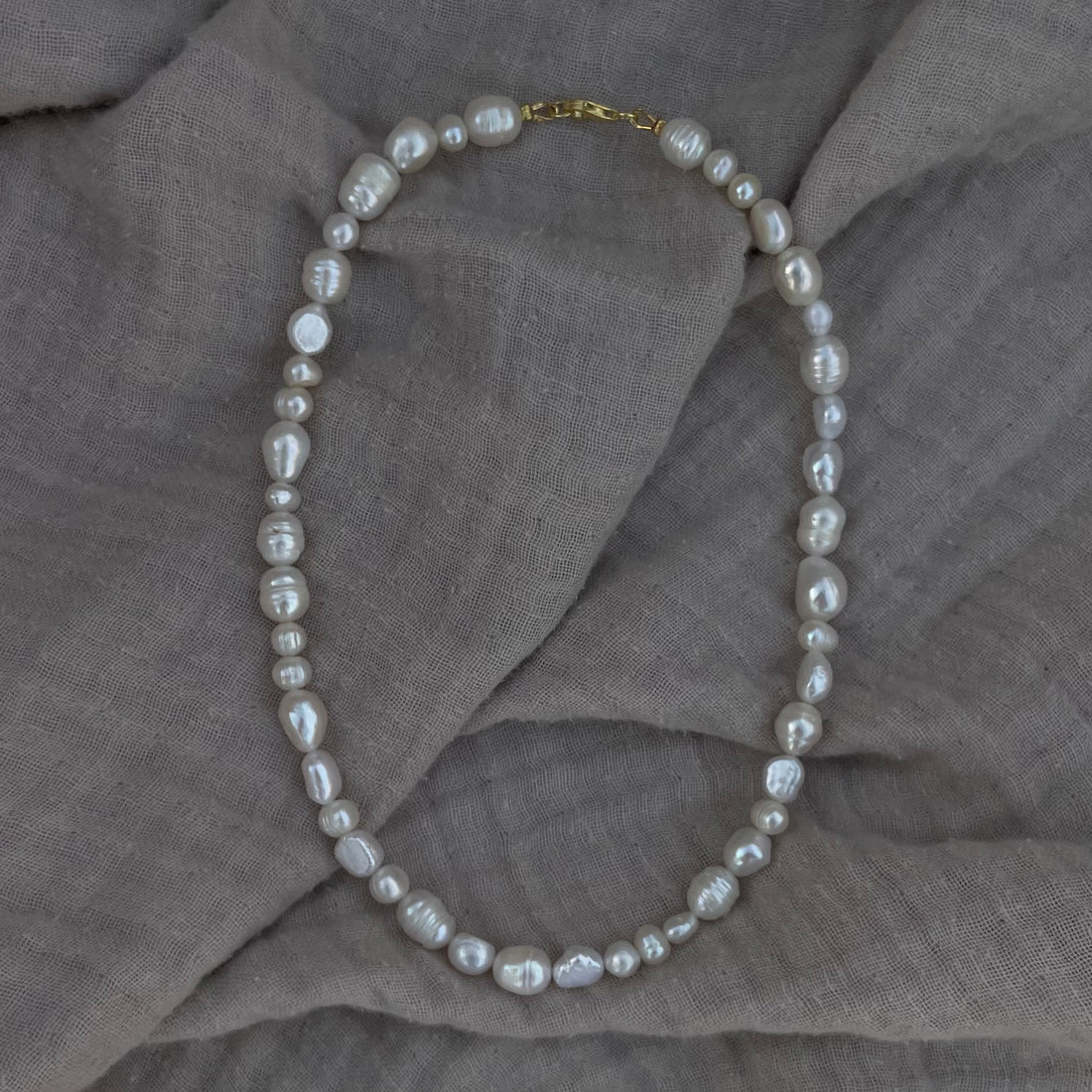 ARLA freshwater pearl necklace